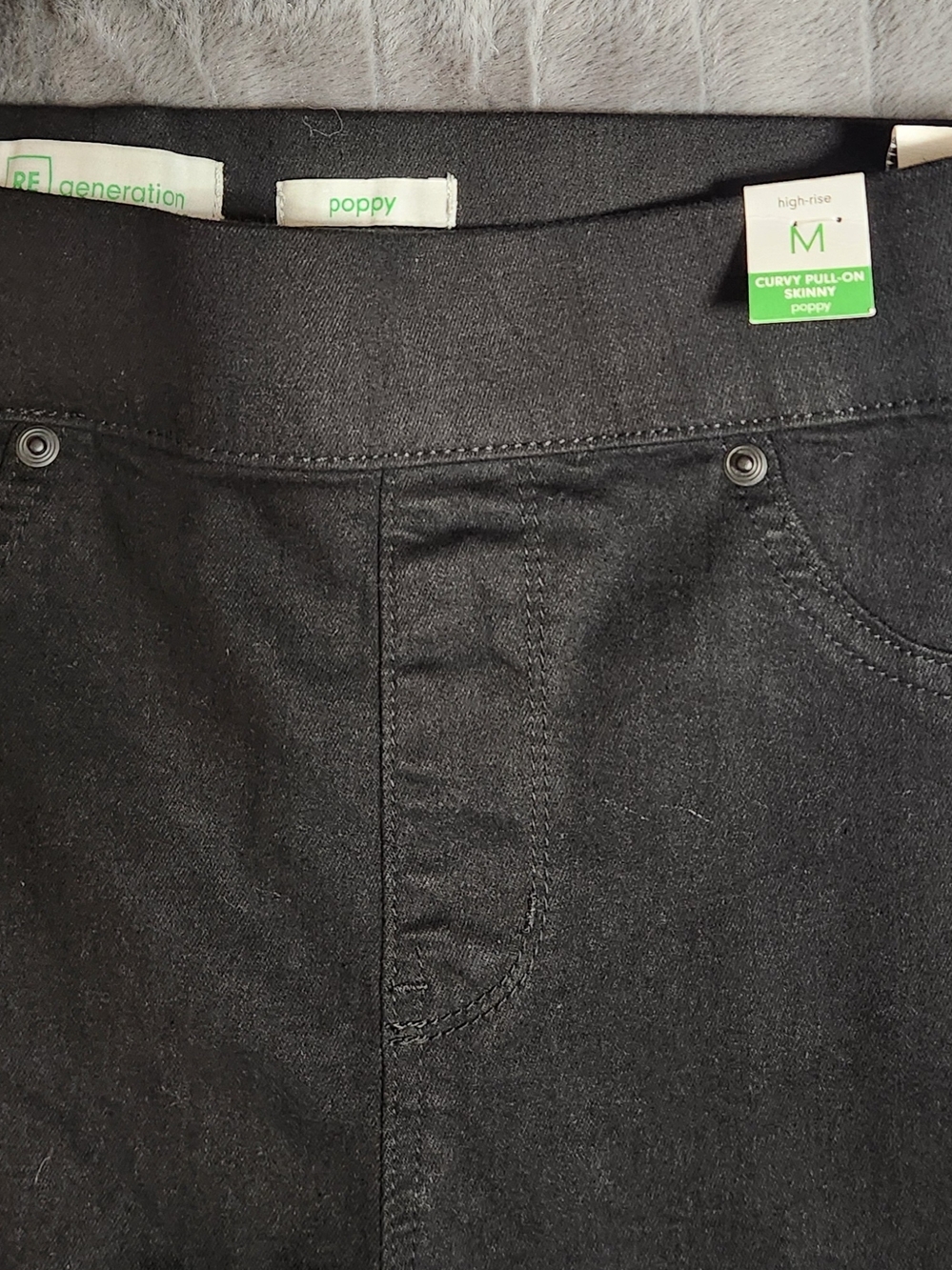Celebrity Pink Black Skinny Jeans - Curvy Pull-On